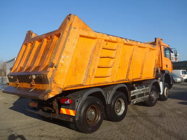 MAN TGA 41.440 8X6 MEILLER 22 CUB MANUAL GEARBOX - Camião basculante: foto 4 MAN TGA 41.440 8X6 MEILLER 22 CUB MANUAL GEARBOX - Camião basculante: foto 4