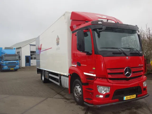 Mercedes-Benz Antos 2027 - Camião furgão: foto 2 Mercedes-Benz Antos 2027 - Camião furgão: foto 2