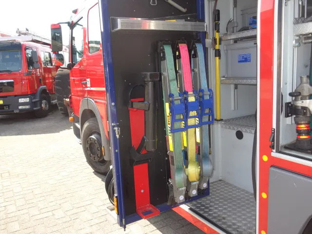 Mercedes-Benz Atego 1326 FIRE TRUCK - Carro de bombeiro: foto 5 Mercedes-Benz Atego 1326 FIRE TRUCK - Carro de bombeiro: foto 5