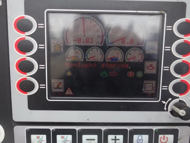 Leasing de Mercedes-Benz Atego 1426 ZIEGLER 2000 LITER EURO 5 Mercedes-Benz Atego 1426 ZIEGLER 2000 LITER EURO 5: foto 18