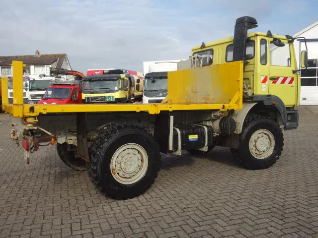 Renault TRM 4X4 MET HYDROLIEKAANSLUITING VOOR BUMPER - Camião furgão: foto 3 Renault TRM 4X4 MET HYDROLIEKAANSLUITING VOOR BUMPER - Camião furgão: foto 3