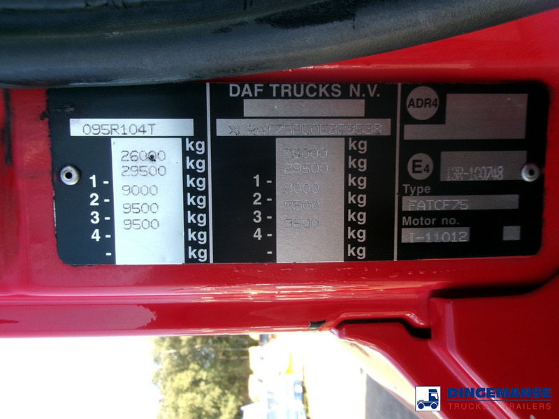 Caminhão limpa fossa DAF CF 75.310 6x4 RHD Whale vacuum tank 11.8 m3 / 2 comp: foto 20