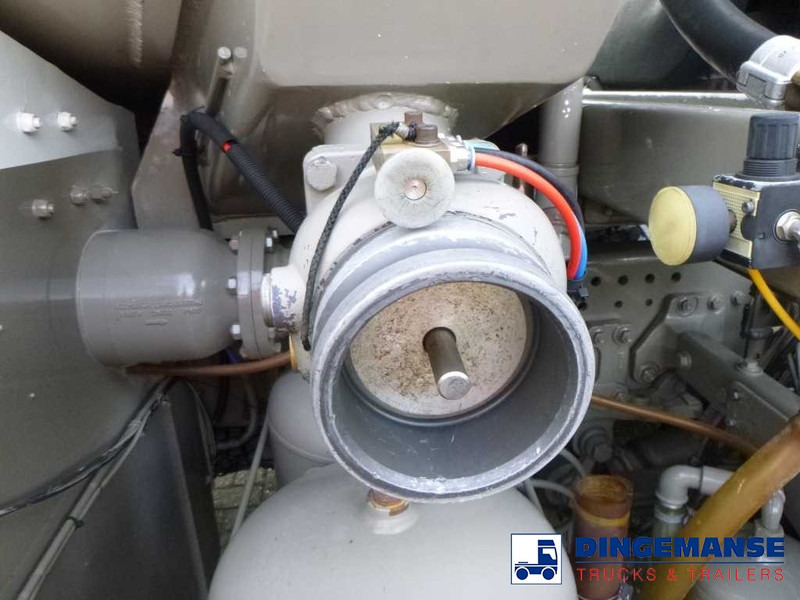 Caminhão tanque DAF CF 85.360 6X2 fuel tank alu 22 m3 / 4 comp + pump: foto 15