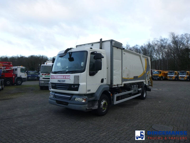 DAF LF 55.220 4X2 RHD Farid refuse truck - Caminhão de lixo: foto 1 DAF LF 55.220 4X2 RHD Farid refuse truck - Caminhão de lixo: foto 1