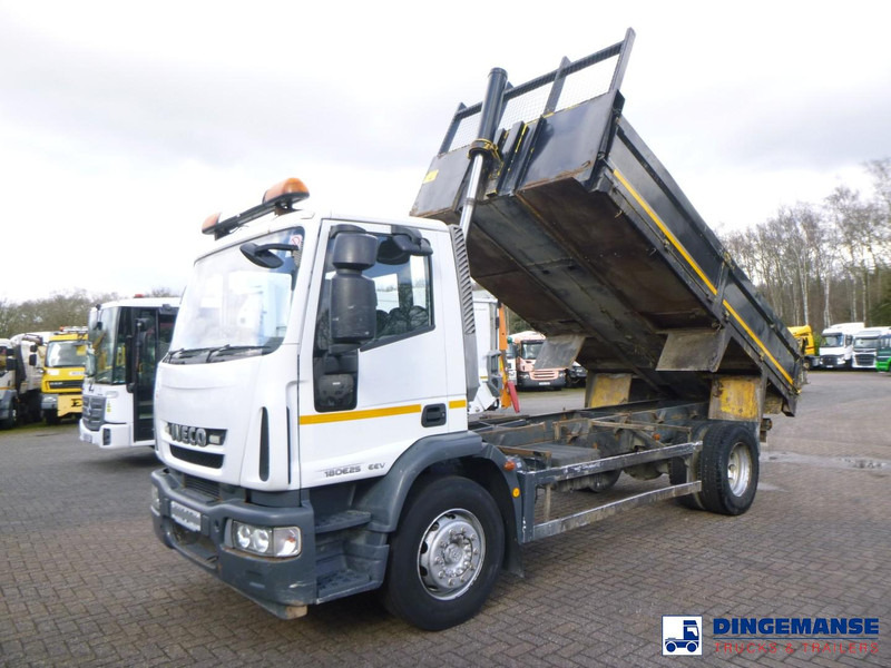 Iveco Eurocargo 180E25 4x2 RHD tipper - Camião basculante: foto 1 Iveco Eurocargo 180E25 4x2 RHD tipper - Camião basculante: foto 1
