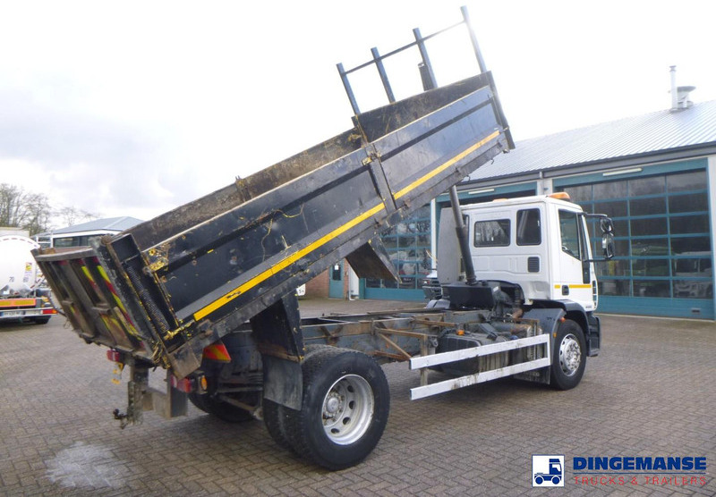 Iveco Eurocargo 180E25 4x2 RHD tipper - Camião basculante: foto 4 Iveco Eurocargo 180E25 4x2 RHD tipper - Camião basculante: foto 4