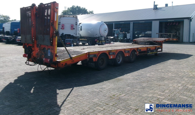 KING 3-axle semi-lowbed trailer 44T + ramps - Semi-reboque baixa: foto 4 KING 3-axle semi-lowbed trailer 44T + ramps - Semi-reboque baixa: foto 4