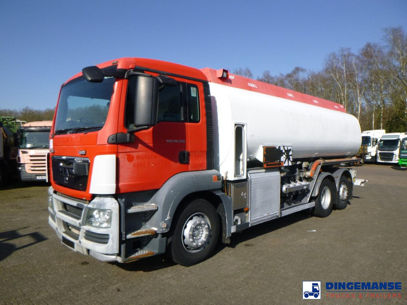MAN TGS 26.320 6X2 RHD fuel tank 20 m3 / 4 comp - Caminhão tanque: foto 1 MAN TGS 26.320 6X2 RHD fuel tank 20 m3 / 4 comp - Caminhão tanque: foto 1
