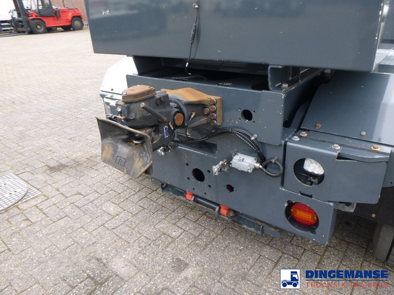 MOL RM 255 4X4 terminal drawbar tractor 150 ton - Tractor de terminal: foto 5 MOL RM 255 4X4 terminal drawbar tractor 150 ton - Tractor de terminal: foto 5