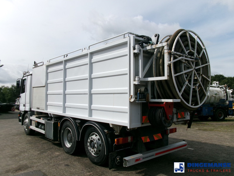 Mercedes-Benz Actros 2535 6x2 vacuum tank Saugbagger - Caminhão limpa fossa: foto 4 Mercedes-Benz Actros 2535 6x2 vacuum tank Saugbagger - Caminhão limpa fossa: foto 4