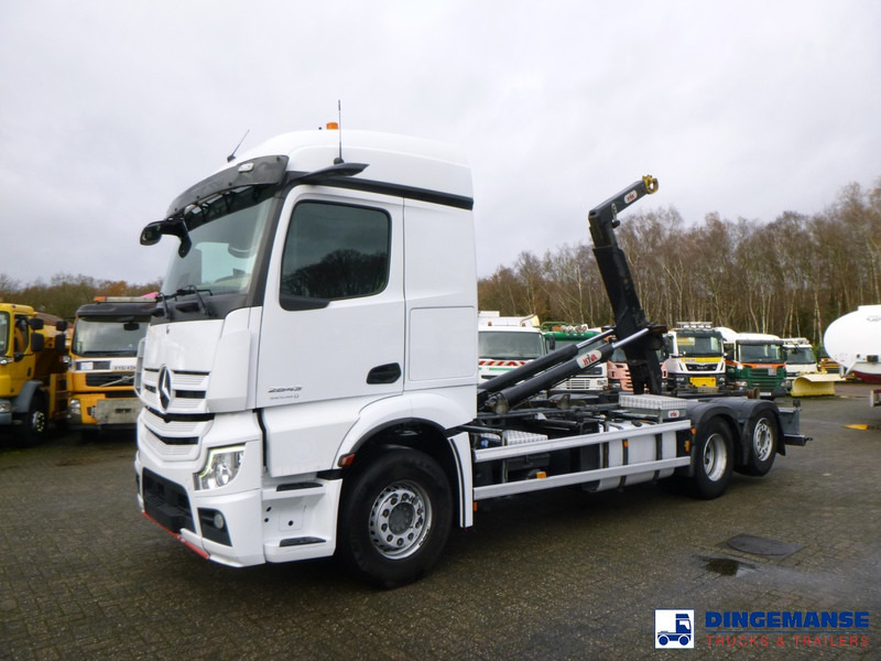 Mercedes-Benz Actros 2843 6x2 Hyva container hook 20t - Camião polibenne: foto 1 Mercedes-Benz Actros 2843 6x2 Hyva container hook 20t - Camião polibenne: foto 1