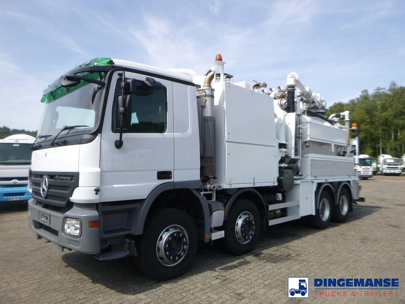 Mercedes-Benz Actros 3241 8x4 RHD Huwer vacuum tank / hydrocureur 15 m3 - Caminhão limpa fossa: foto 1 Mercedes-Benz Actros 3241 8x4 RHD Huwer vacuum tank / hydrocureur 15 m3 - Caminhão limpa fossa: foto 1