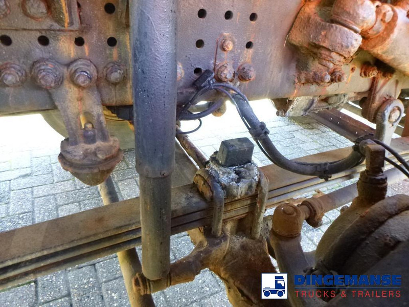 Veículo limpa-neves Mercedes-Benz Arocs 3240 8x4 RHD Schmidt snow plough / gritter: foto 10