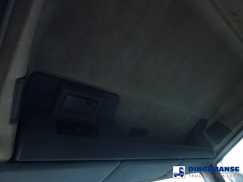 Leasing de Renault Midlum 180 dci 4x2 curtain sider Renault Midlum 180 dci 4x2 curtain sider: foto 8