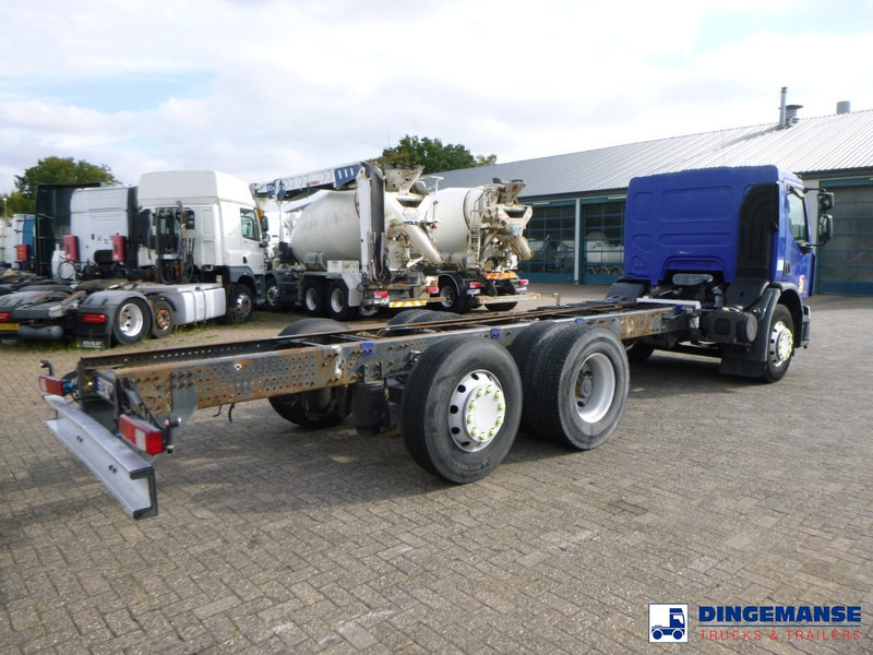 Renault Premium 320 dxi 6x2 chassis ADR - Caminhão tanque: foto 4 Renault Premium 320 dxi 6x2 chassis ADR - Caminhão tanque: foto 4