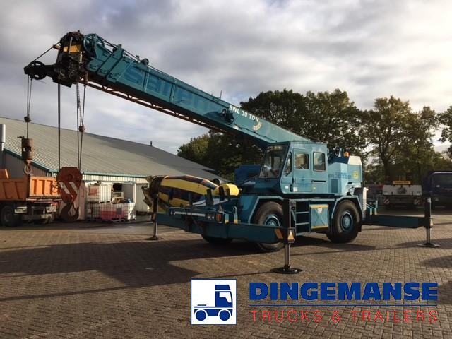 Tadano-Faun TR300 EX 4x4x4 All-terrain crane - Grua móvel: foto 1 Tadano-Faun TR300 EX 4x4x4 All-terrain crane - Grua móvel: foto 1
