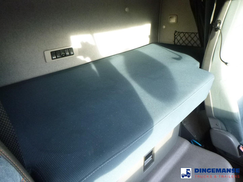 Leasing de Volvo FM 450 4x2 Euro 5 Volvo FM 450 4x2 Euro 5: foto 17