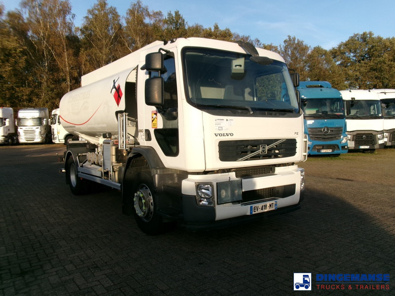 Volvo FE 280 4x2 fuel tank 13.3 m3 / 4 comp - Caminhão tanque: foto 2 Volvo FE 280 4x2 fuel tank 13.3 m3 / 4 comp - Caminhão tanque: foto 2