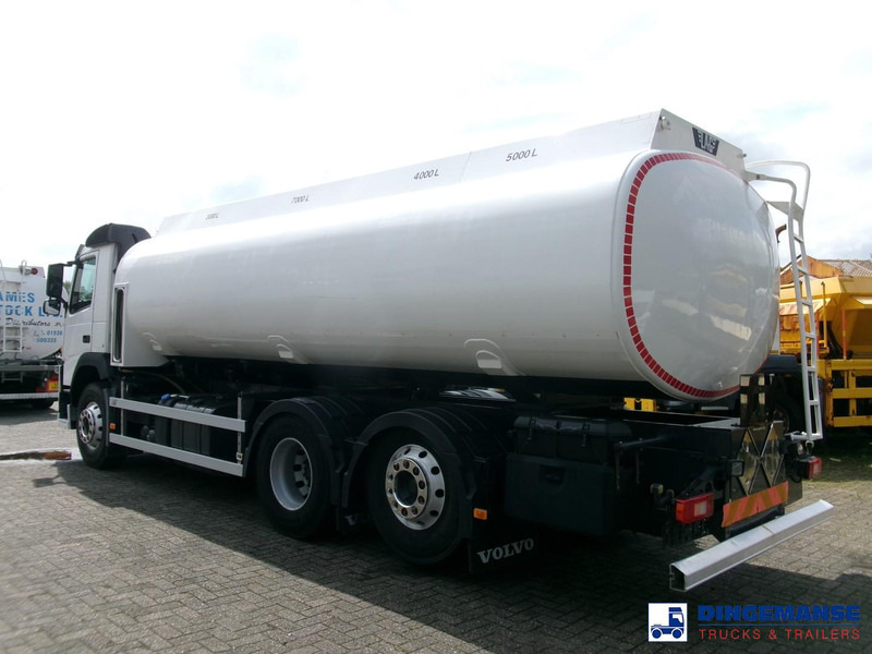 Volvo FM 380 6X2 fuel tank 20.6 m3 / 4 comp - Caminhão tanque: foto 4 Volvo FM 380 6X2 fuel tank 20.6 m3 / 4 comp - Caminhão tanque: foto 4