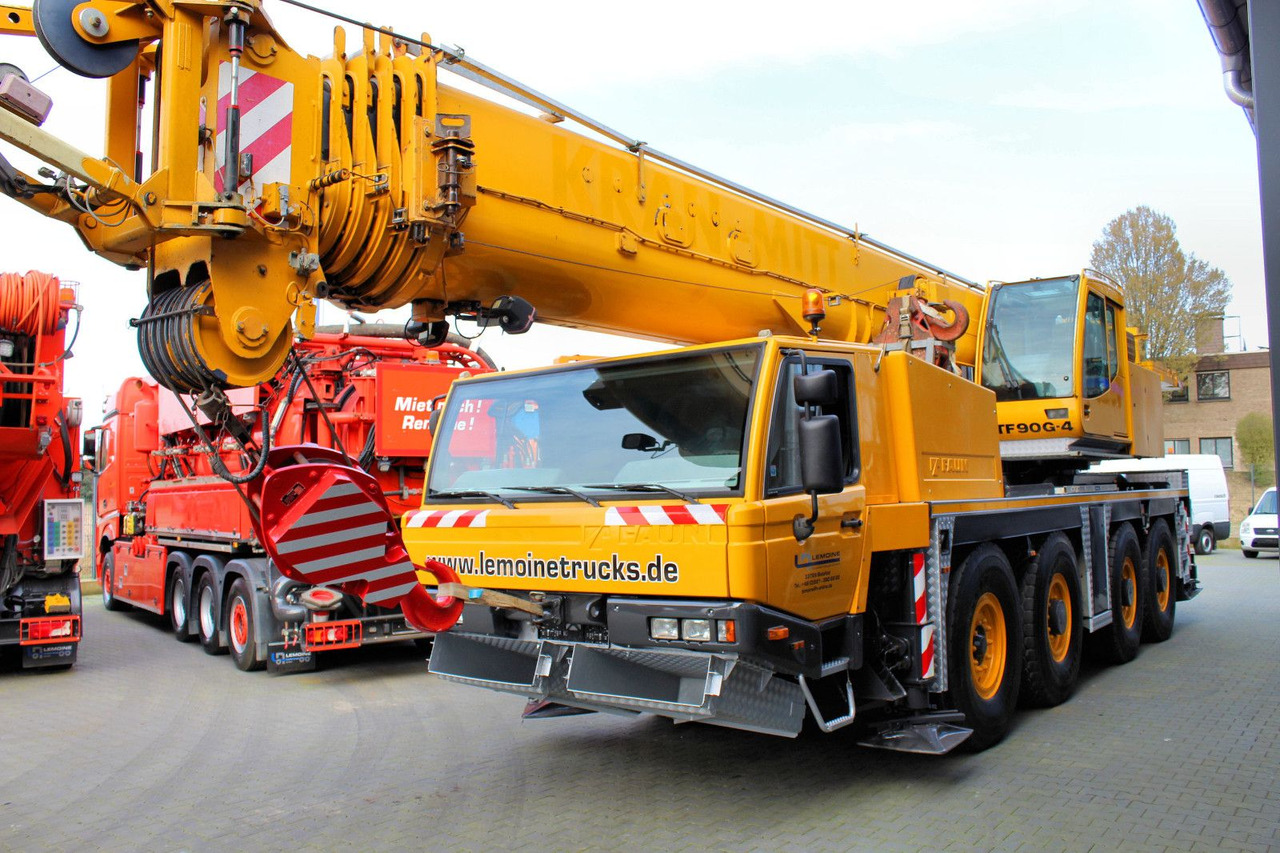 Faun Tadano FAUN ATF 90 G-4 8x6 Autokran + 20 tonnen - Camião grua: foto 4 Faun Tadano FAUN ATF 90 G-4 8x6 Autokran + 20 tonnen - Camião grua: foto 4