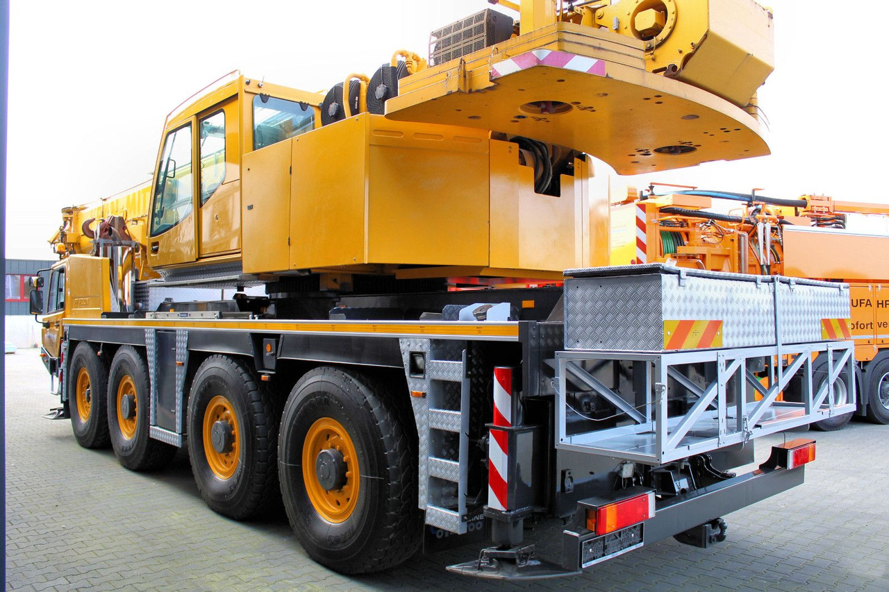 Faun Tadano FAUN ATF 90 G-4 8x6 Autokran + 20 tonnen - Camião grua: foto 5 Faun Tadano FAUN ATF 90 G-4 8x6 Autokran + 20 tonnen - Camião grua: foto 5