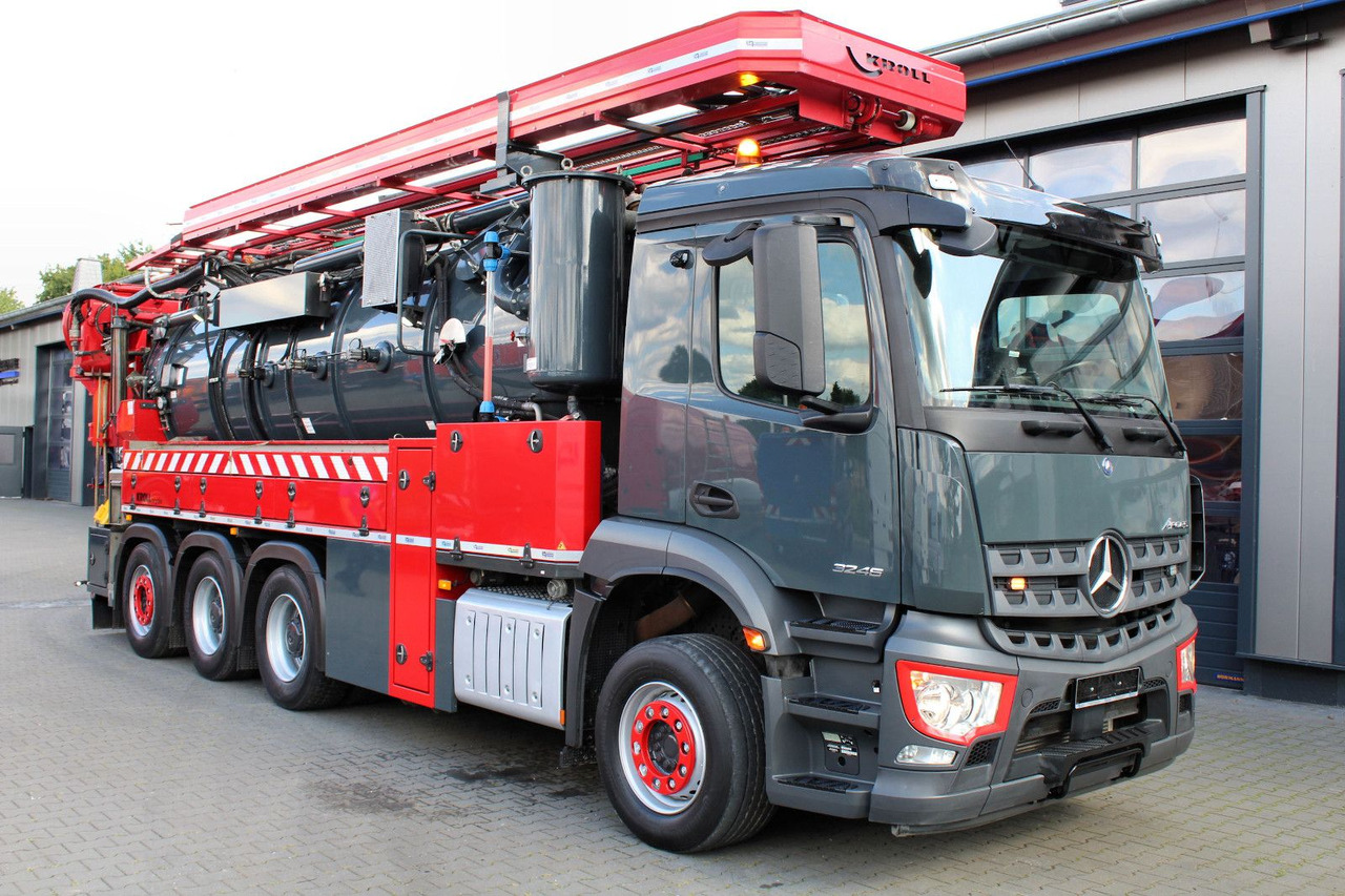 Mercedes-Benz AROCS 3246 8x4 Kroll 16m³ WRG Winterheizung -15C - Caminhão limpa fossa: foto 1 Mercedes-Benz AROCS 3246 8x4 Kroll 16m³ WRG Winterheizung -15C - Caminhão limpa fossa: foto 1