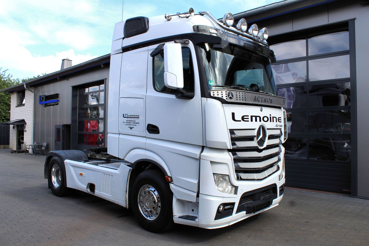 Mercedes-Benz Actros 1853 4x2 LS +Hydraulik + neuer AT-Motor - Tractor: foto 2 Mercedes-Benz Actros 1853 4x2 LS +Hydraulik + neuer AT-Motor - Tractor: foto 2