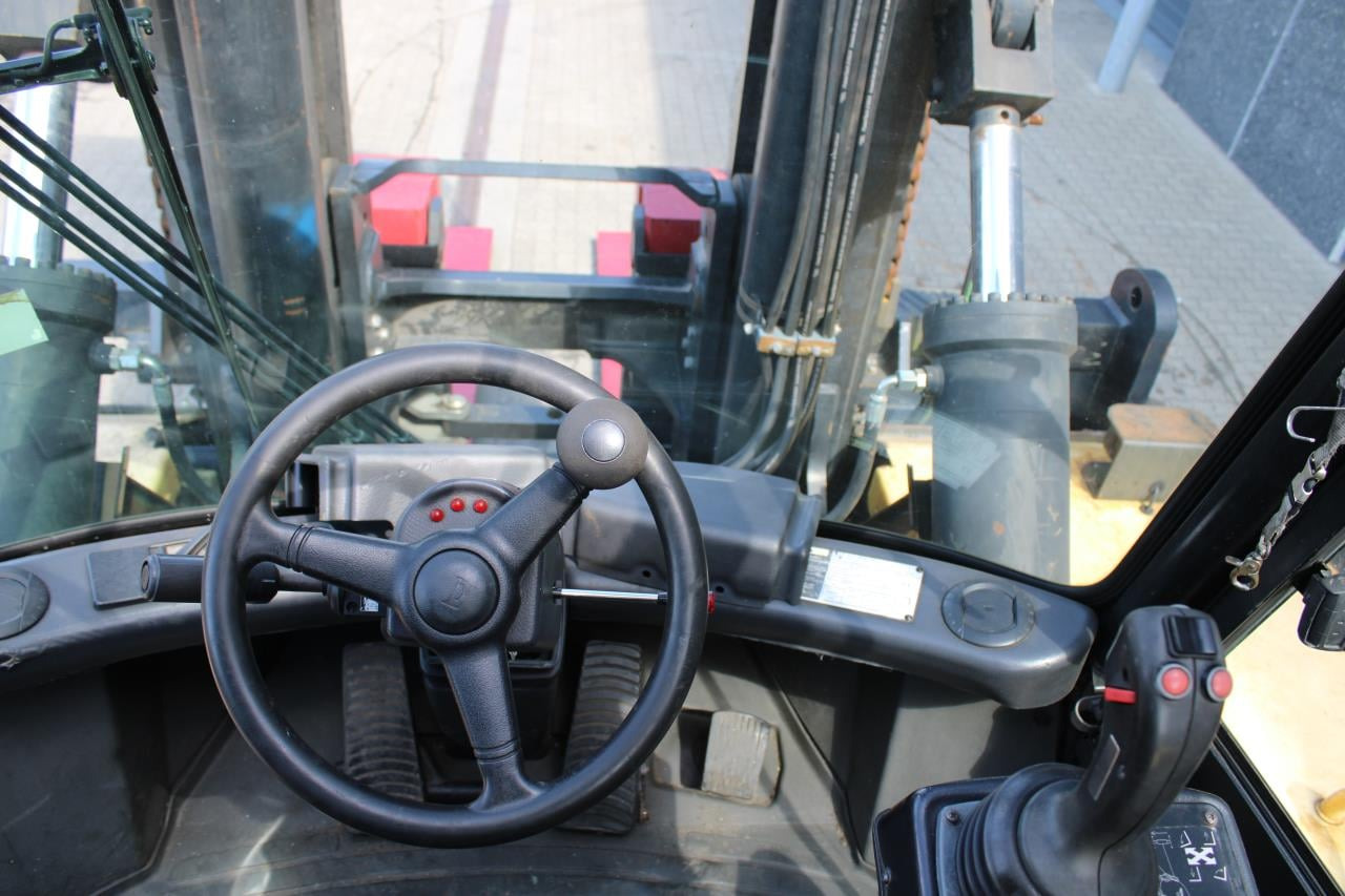 Hyster H28.00XM-16CH - Empilhadeira a diesel: foto 4 Hyster H28.00XM-16CH - Empilhadeira a diesel: foto 4