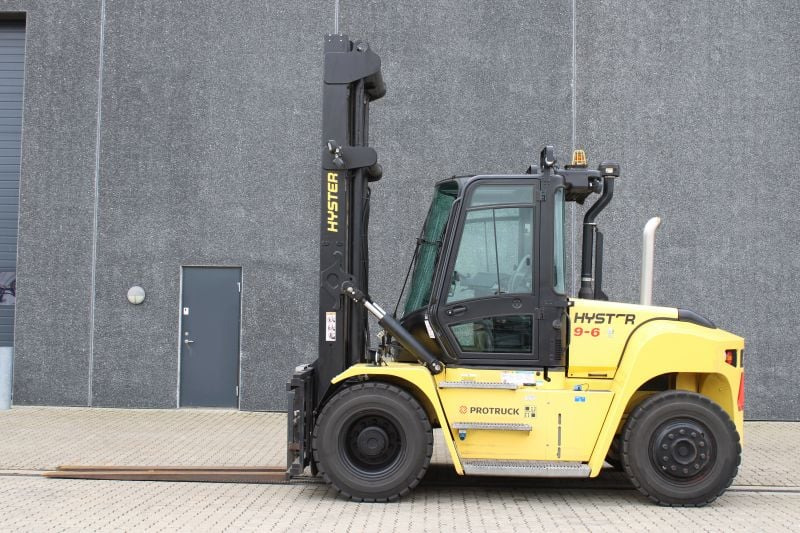 Hyster H9.00XM-6 - Empilhadeira a diesel: foto 1 Hyster H9.00XM-6 - Empilhadeira a diesel: foto 1