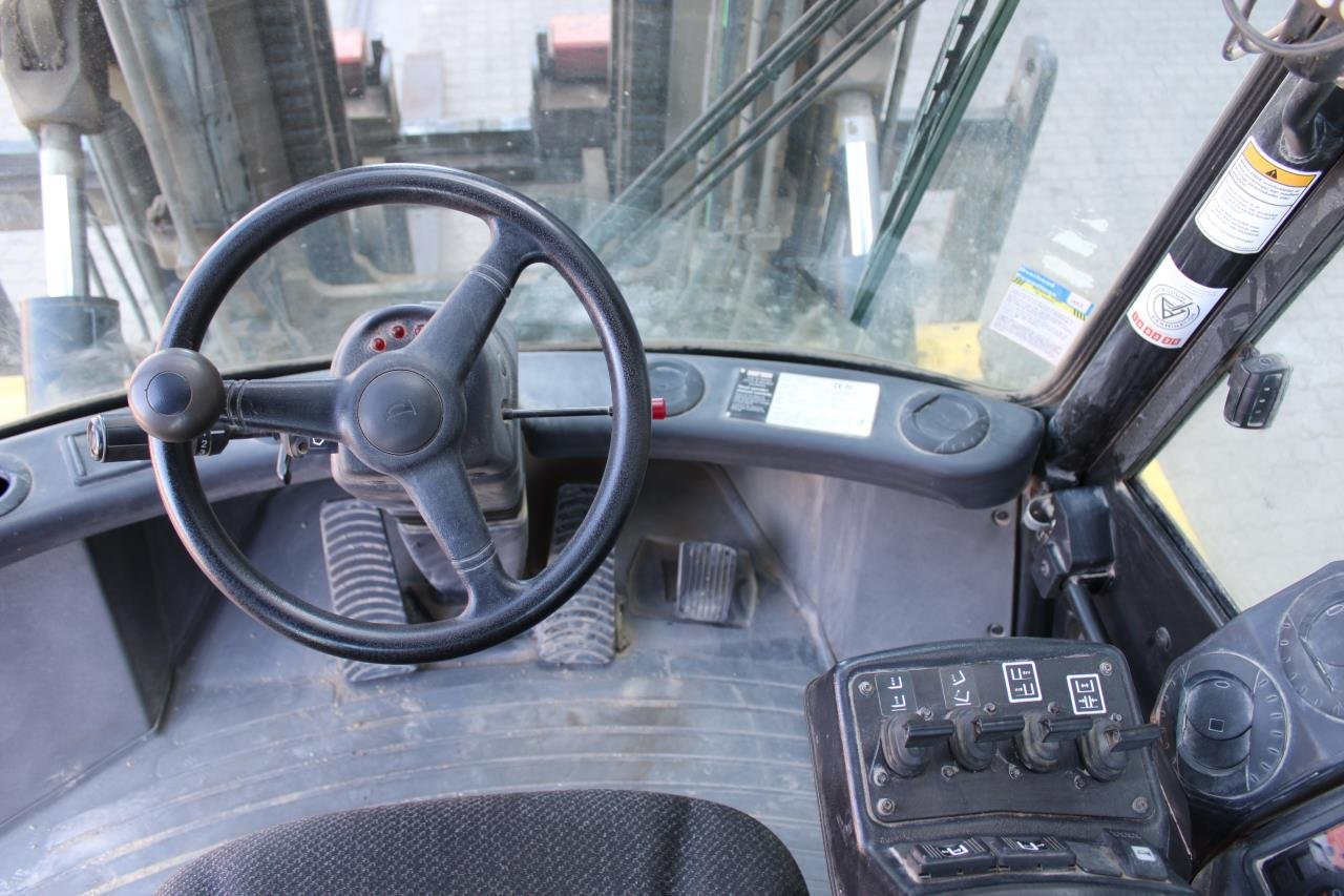Hyster HYSTER H9.00XM-6 - Empilhadeira a diesel: foto 4 Hyster HYSTER H9.00XM-6 - Empilhadeira a diesel: foto 4
