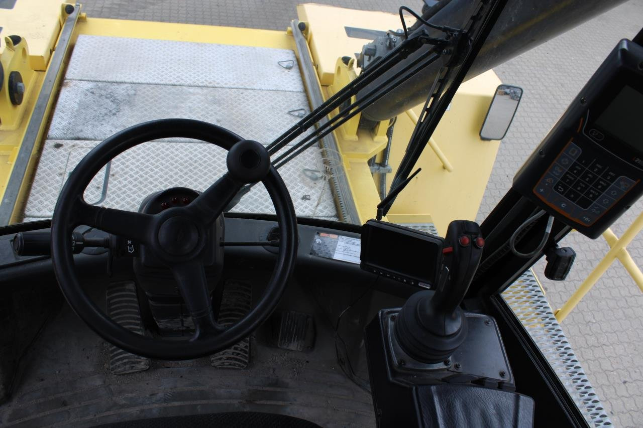 Hyster RS46-33CH - Reachstacker porta contentores: foto 4 Hyster RS46-33CH - Reachstacker porta contentores: foto 4