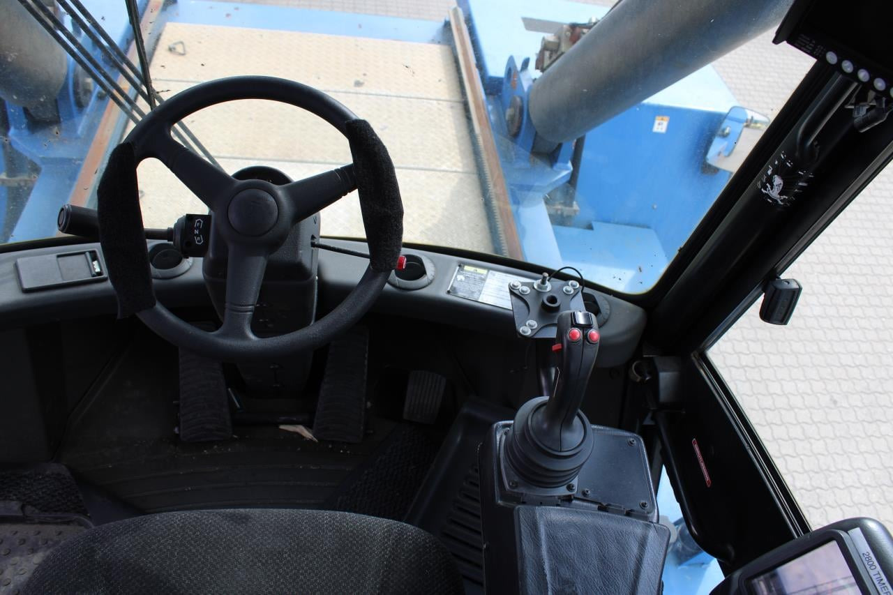 Hyster RS46-41L CH - Reachstacker porta contentores: foto 4 Hyster RS46-41L CH - Reachstacker porta contentores: foto 4