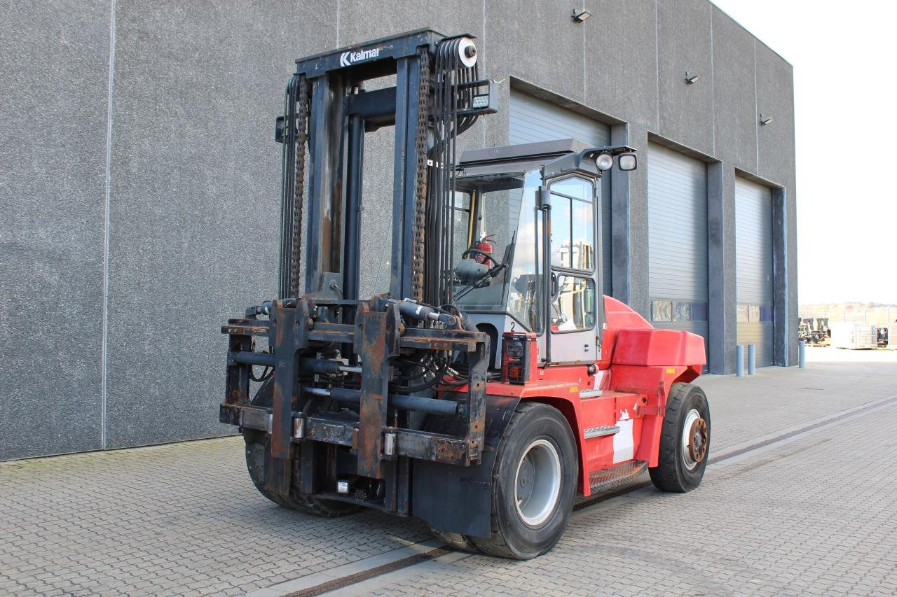 Kalmar DCE120-6 - Empilhadeira a diesel: foto 2 Kalmar DCE120-6 - Empilhadeira a diesel: foto 2