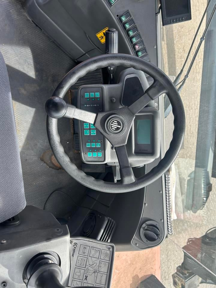 Kalmar DRF450-65C5X - Reachstacker porta contentores: foto 4 Kalmar DRF450-65C5X - Reachstacker porta contentores: foto 4