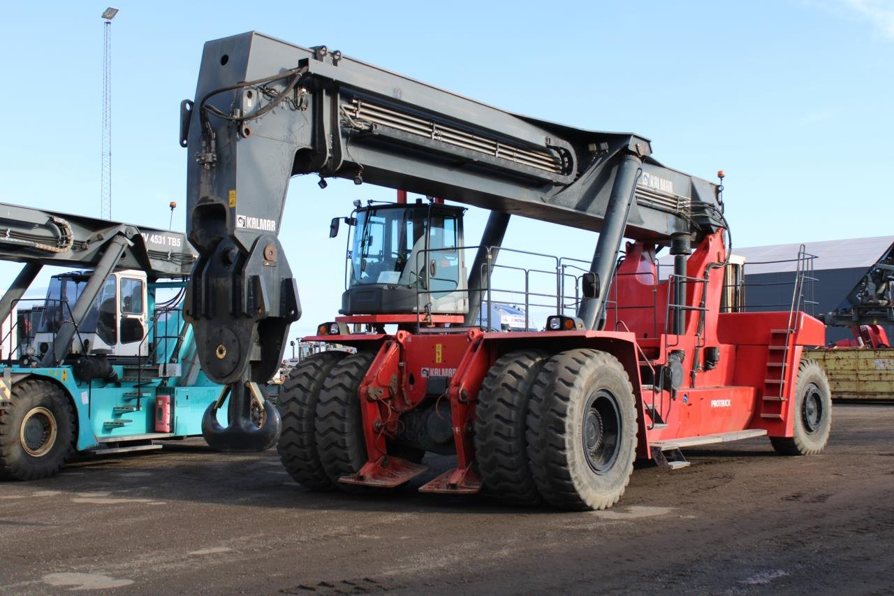 Kalmar DRG1300-92 SUPER GLO - Reachstacker porta contentores: foto 2 Kalmar DRG1300-92 SUPER GLO - Reachstacker porta contentores: foto 2