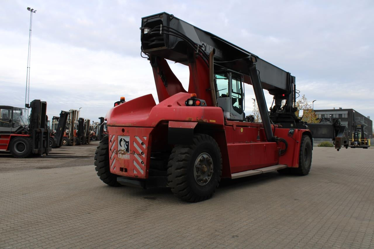 Kalmar DRG450-65S5 - Reachstacker porta contentores: foto 3 Kalmar DRG450-65S5 - Reachstacker porta contentores: foto 3