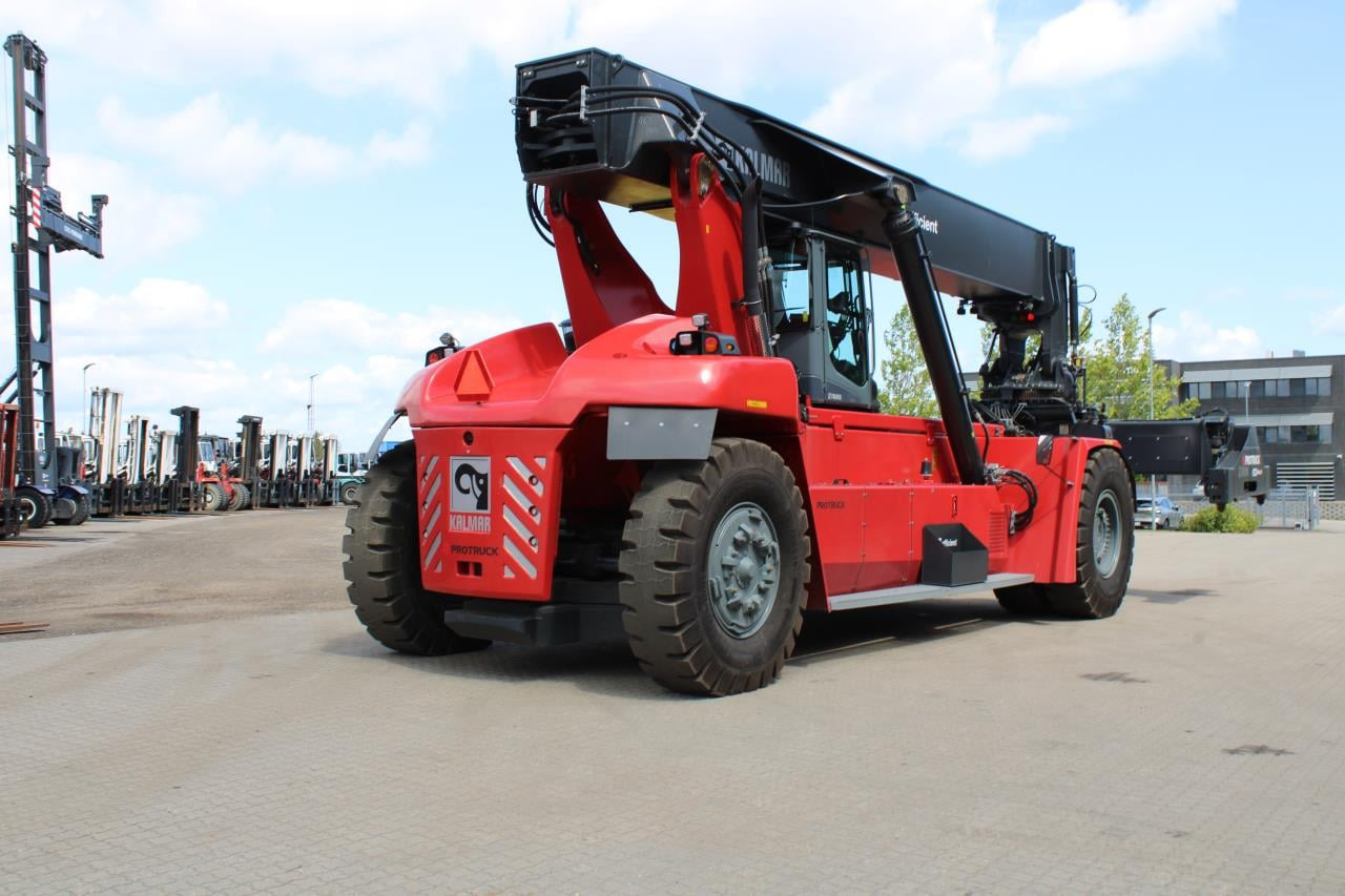 Kalmar DRG450-65S5XE - Reachstacker porta contentores: foto 3 Kalmar DRG450-65S5XE - Reachstacker porta contentores: foto 3