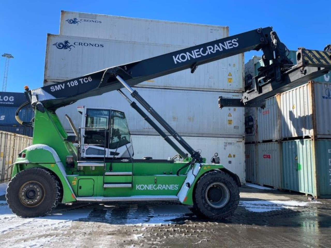 SMV 108 TC6 - Reachstacker porta contentores: foto 4 SMV 108 TC6 - Reachstacker porta contentores: foto 4