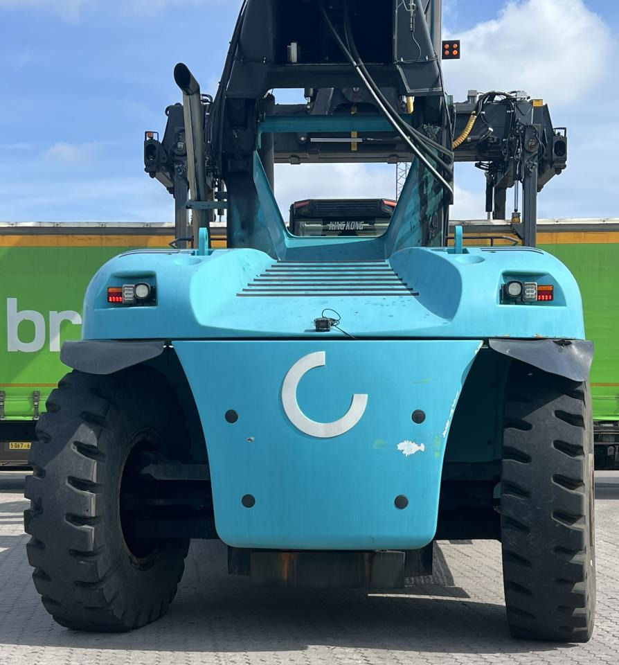 SMV 4538 CCX4 - Reachstacker porta contentores: foto 3 SMV 4538 CCX4 - Reachstacker porta contentores: foto 3