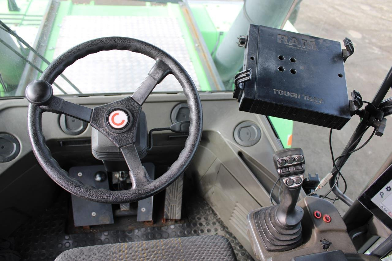 SMV CC4537 CCX4 - Reachstacker porta contentores: foto 4 SMV CC4537 CCX4 - Reachstacker porta contentores: foto 4