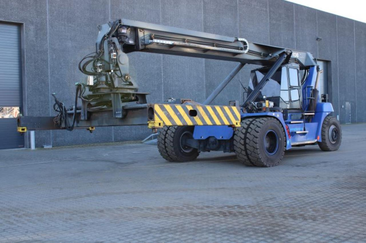 SMV SC108TA6 - Reachstacker porta contentores: foto 2 SMV SC108TA6 - Reachstacker porta contentores: foto 2