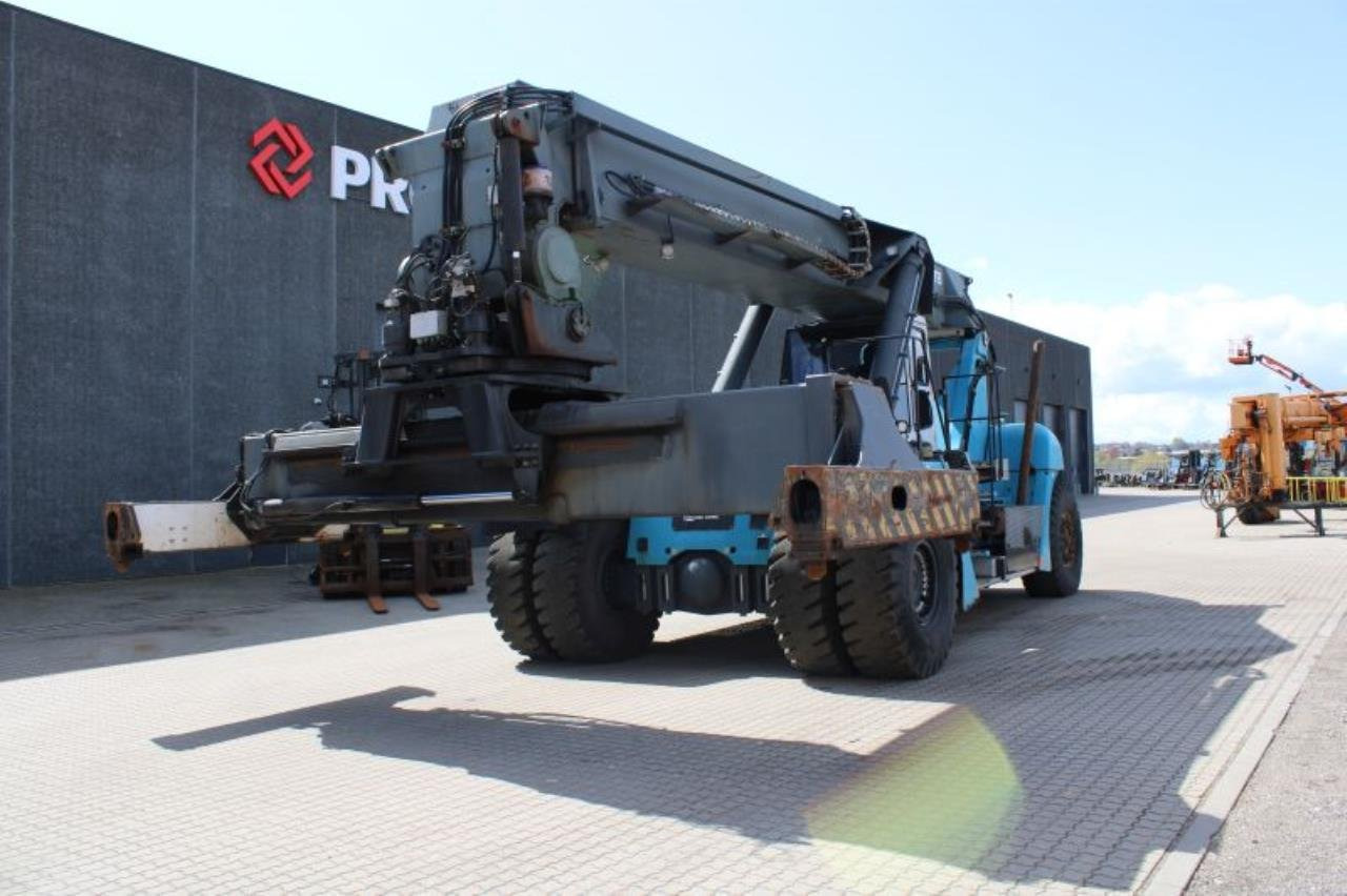 SMV SC45-31 TB5 - Reachstacker porta contentores: foto 2 SMV SC45-31 TB5 - Reachstacker porta contentores: foto 2