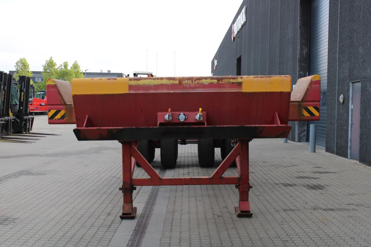 Skeleton SKELETON 40" - Semi-reboque transportador de contêineres/ Caixa móvel: foto 4 Skeleton SKELETON 40" - Semi-reboque transportador de contêineres/ Caixa móvel: foto 4