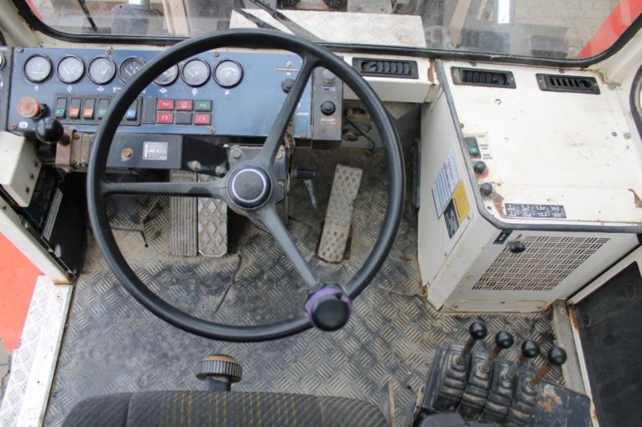 SveTruck 1260-30 - Empilhadeira a diesel: foto 4 SveTruck 1260-30 - Empilhadeira a diesel: foto 4