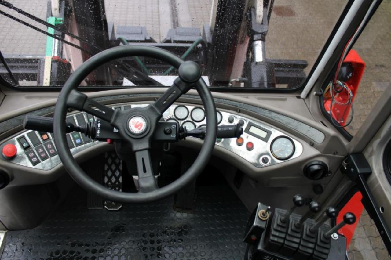 SveTruck 1875-33 - Empilhadeira a diesel: foto 4 SveTruck 1875-33 - Empilhadeira a diesel: foto 4