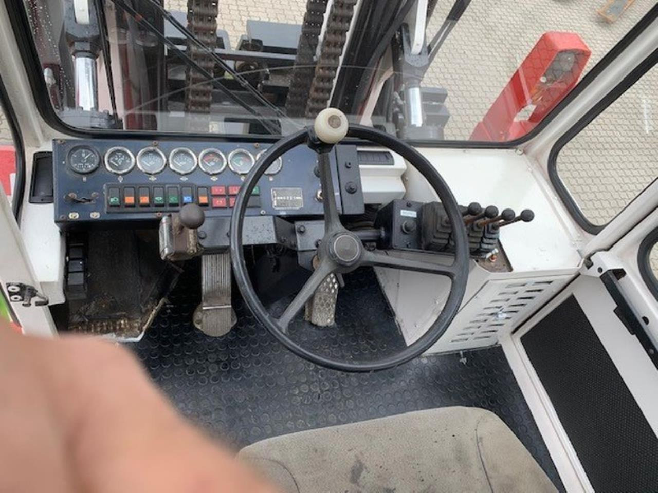 SveTruck 25120-42 - Empilhadeira a diesel: foto 4 SveTruck 25120-42 - Empilhadeira a diesel: foto 4