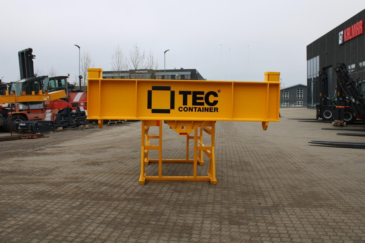 Tec Container 20" WITH DOUBLE-HOOK - Equipamento portuário: foto 2 Tec Container 20" WITH DOUBLE-HOOK - Equipamento portuário: foto 2