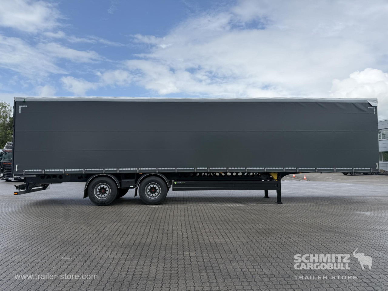 BERGER Auflieger Curtainsider Standard - Semi-reboque de lona: foto 3 BERGER Auflieger Curtainsider Standard - Semi-reboque de lona: foto 3