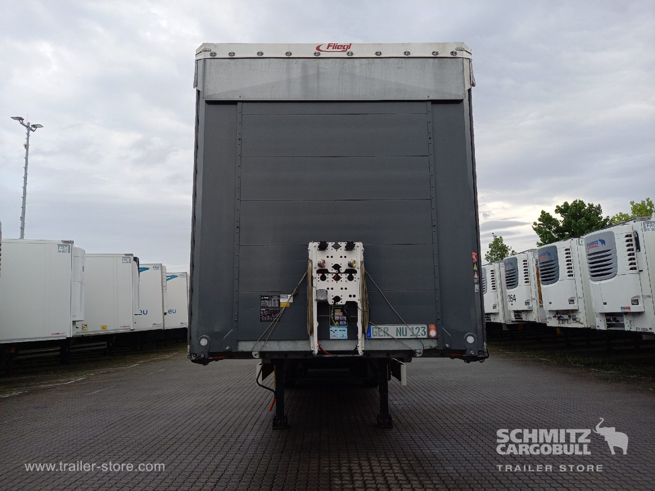 FLIEGL Auflieger Curtainsider Coil - Semi-reboque de lona: foto 3 FLIEGL Auflieger Curtainsider Coil - Semi-reboque de lona: foto 3