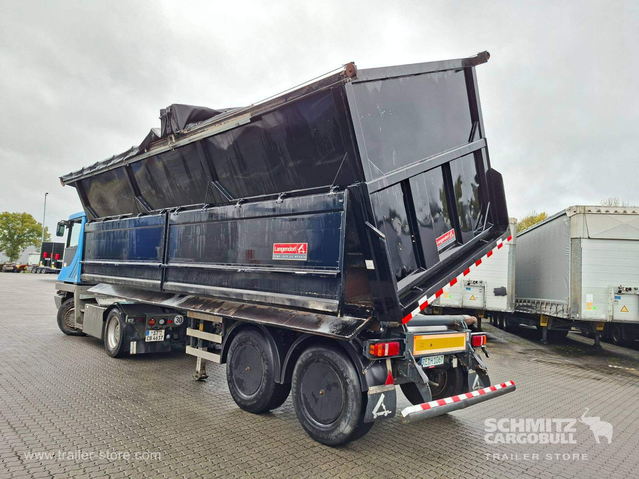 KEMPF Auflieger Kipper Stahlrundmulde 36m³ - Semi-reboque basculante: foto 5 KEMPF Auflieger Kipper Stahlrundmulde 36m³ - Semi-reboque basculante: foto 5